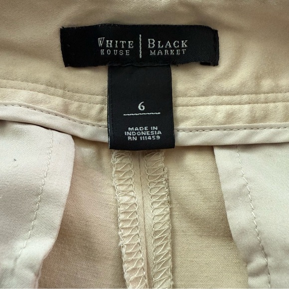 White House Black Market Stylish Tan Women's Shorts size 6 cotton spandex - Picture 9 of 9